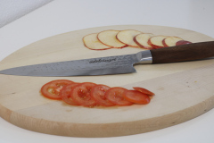 adelmayer Damastmesser Küchenmesser 20 cm 2077 Messer auf Schnittbrett