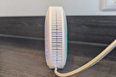 Die Abmessungen sind angesichts der vielen Sensoren stimmig; dennoch braucht das freistehende Gerät einen sicheren Platz, da es bei einem kräftigen Stoß umkippen kann. (Foto: Testsieger.de)