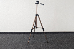 Amazon Basics Leichtes Stativ (Foto: Testsieger.de)