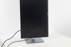 Der Monitor ist sehr flexibel, auch eine Pivot-Ausrichtung ist möglich. (Foto: Testsieger.de)