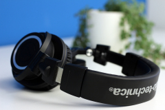 Audio-Technica-ATH-M50xBT_02