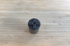 Die unterschiedlich großen Auslassöffnungen im Taste Pod steuern die Sirupmenge und ermöglichen so die Wahl zwischen milder und klassischer Geschmacksintensität. (Foto: Testsieger.de)