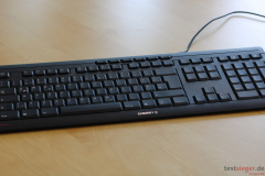 CHERRY STREAM KEYBOARD