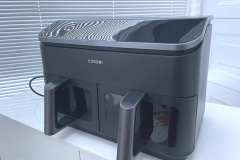 Mit ihrem modernen Design und der Dual-Basket-Konstruktion macht die COSORI Dual Basket in größeren Küchen optisch und funktional eine gute Figur. (Foto: Testsieger.de)