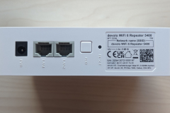 Rückseite des Repeaters mit seinen Anschlüssen