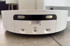 Die Ladekontakte auf der Rückseite. (Foto: Testsieger.de)