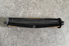 Die TriCut-3.0-Bürste hält, was Dreame verspricht: Haare verheddern sich im Test nicht und die Bürste bleibt sauber. (Foto: Testsieger.de)