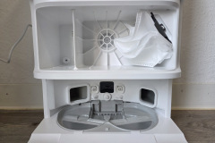 Der 3,2 Liter fassende Staubbeutel nimmt den Schmutz mehrerer Reinigungszyklen auf, bevor Nutzerinnen und Nutzer ihn wechseln müssen. (Foto: Testsieger.de)