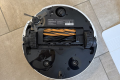 Das Dual-Bürsten-System mit gegenläufig rotierenden Walzen verhindert zuverlässig Haarverwicklungen und sorgt für eine sehr gute Schmutzaufnahme. (Foto: Testsieger.de)