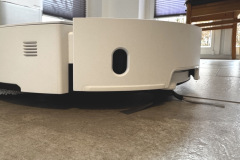 Nahaufnahme der rechten Seite des Roboters (Foto: Testsieger.de)