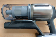 Die Verarbeitung liegt auf einem hohen Niveau mit gleichmäßigen Spaltmaßen und sauber ineinandergreifenden Bauteilen, die sich robust und solide anfühlen. (Foto: Testsieger.de)
