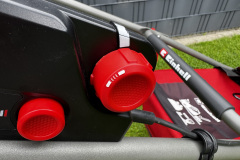 Stufenlos geregelt: Mit dem roten Drehregler lässt sich die elektrische Antriebshilfe individuell anpassen. (Foto: Testsieger.de)