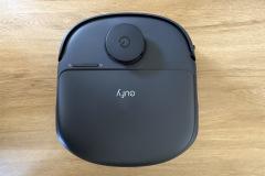 Mit seinem nahezu rechteckigen Gehäuse setzt der Eufy C28 auf eine Form, die im Test vor allem an Ecken und Kanten Vorteile zeigt. (Foto: Testsieger.de)