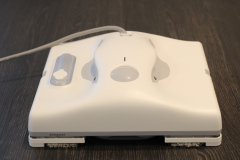 Hutt W8 Fensterputzroboter: Gesamtansicht von vorne