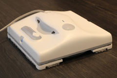 Hutt W8 Fensterputzroboter: Gesamtansicht seitlich