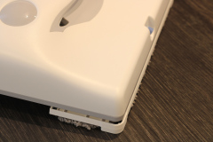 Hutt W8 Fensterputzroboter: Nahaufnahme Kante