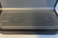 Die Tropfschale des Hydrofast C300 ist ausreichend dimensioniert und nimmt Tropfwasser zuverlässig auf. (Foto: Testsieger.de)