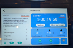 Die Schritt-für Schritt-Rezeptführung ist verständlich und führt sicher durch den Kochprozess, auch wenn die Mengen nicht frei anpassbar sind. (Foto: Testsieger.de)