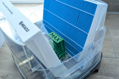 Zwei große Verdunstermatten sorgen für die Befeuchtungsleistung. (Foto: Testsieger.de)