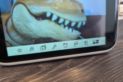 Nach kurzer Eingewöhnung geht die Navigation über das Touchdisplay flüssig von der Hand, auch wenn nicht jedes Symbol sofort selbsterklärend ist. (Foto: Testsieger.de).