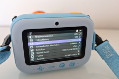 Die Kamera bietet einige Funktionen direkt am Gerät, verlangt durch ihre Tastenlogik aber etwas Einarbeitung. (Foto: Testsieger.de)