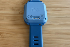 Dank des Schiebemechanismus lassen sich die Armbänder im Handumdrehen tauschen. (Foto: Testsieger.de)