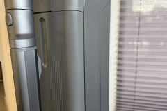 Sauber verarbeitet: Kunststoff, Spaltmaße und Gesamtanmutung wirken robust und hochwertig, genau so wie es ein Gerät im oberen Preissegment liefern sollte. (Foto: Testsieger.de).