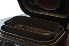 Alle Einsätze wie hier der Frittierkorb sind sehr hochwertig (Foto: Testsieger.de)