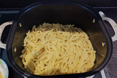 Die Ergebnisse gefallen uns durch die Bank. Nudeln lassen sich zum Beispiel mit deutlich weniger Wasser im Vergleich zur herkömmlichen Zubereitung garen. (Foto: Testsieger.de)