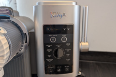 Die klare Programmauswahl mit Soft-Serve- und Scoop-Modi macht die Bedienung schlüssig und nachvollziehbar. (Foto: Testsieger.de)