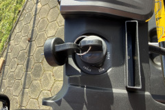 Der Elektrostarter funktioniert auch mit kaltem Motor zuverlässig und lässt den Mäher nach 5 bis 10 Sekunden anspringen. (Foto: Testsieger.de)