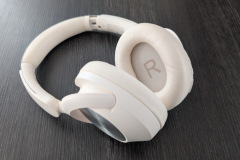 Das stabile Gehäuse wirkt robust verarbeitet und überzeugt mit sauberen Übergängen ohne Spaltmaße. (Foto: Testsieger.de)