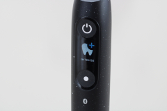 Oral-B iO Series 10 Elektrische Zahnbürste Nahaufnahme Display mit Modusauswahl