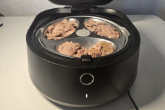 Die Portionierung passiert beim Befüllen und gibt dir volle Kontrolle, auch wenn eine automatische Portionskontrolle im Test fehlt. (Foto: Testsieger.de).