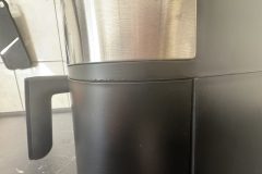 Das Gehäuse wirkt wenig robust und lässt sich im Test leicht eindrücken – ein Nachteil für die Langlebigkeit. (Foto: Testsieger.de)