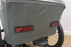 Reflektoren und Rücklicht erhöhen die Sichtbarkeit im Straßenverkehr und tragen maßgeblich zur Sicherheit bei. (Foto: Testsieger.de)