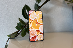 Farben werden kräftig und kontrastreich dargestellt, die hohe Helligkeit sorgt auch bei hellen Motiven für gute Ablesbarkeit. (Foto: Testsieger.de)