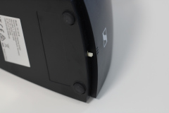 Sennheiser RS 120-W TV-Kopfhörer Einschalter auf Unterseite der Ladestation