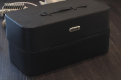 Der Shark FlexStyle HD446 kommt in einem schicken und hochwertigen Transportkoffer. (Foto: Testsieger.de) 