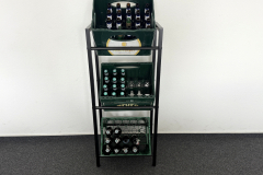 Das Mystra bringt drei Getränkekisten ordentlich auf engem Raum unter und sorgt so spürbar für mehr Ordnung in Keller oder Garage. (Foto: Testsieger.de)