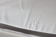 Third of Life EcoOn Topper Nahansicht Oberseite aus Tencel