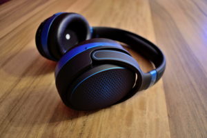 Audeze Mobius
