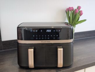 „Russell Hobbs SatisFry 27681-56“: „Frontansicht auf der Arbeitsplatte“