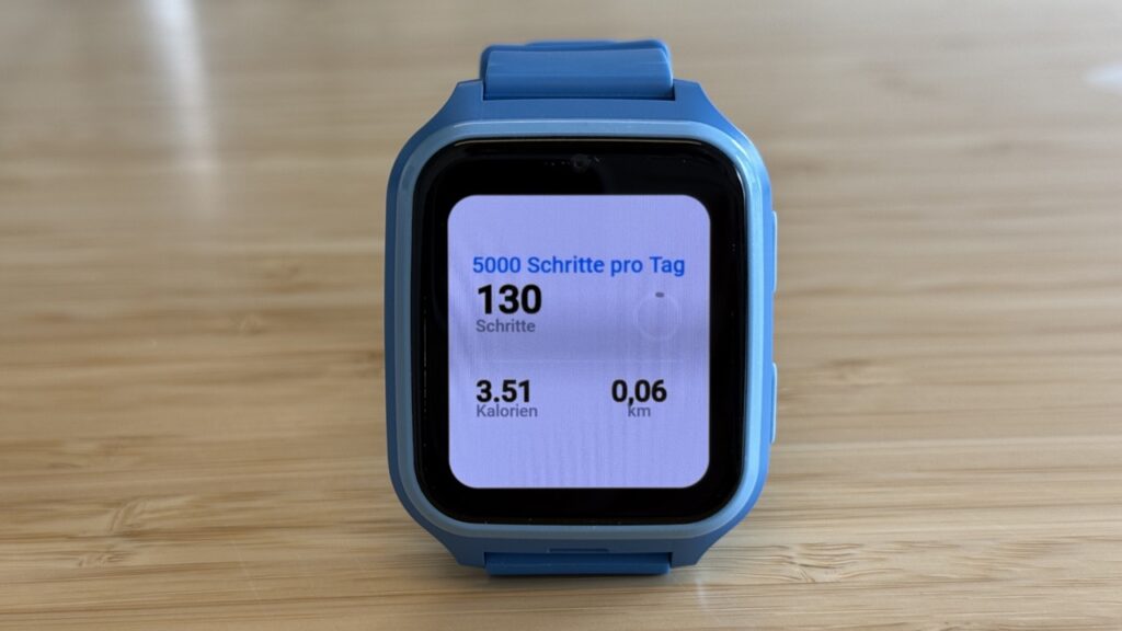 myFirst Fone M1: Schrittzähler mit Tageszielen und Kalorienanzeige