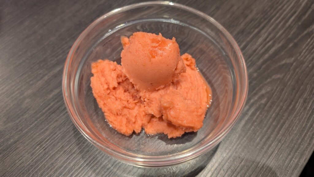 Tefal Dolci IG602A: Erdbeersorbet im Glas