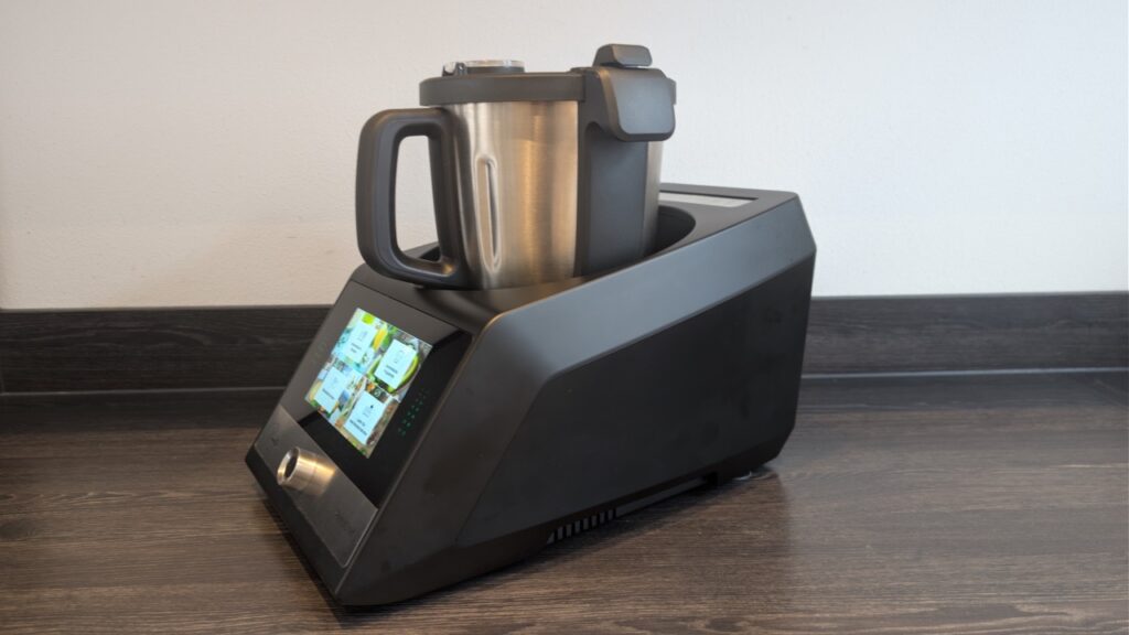 Panetti PrimoChef: Küchenmaschine mit Edelstahl Kochschüssel im Betrieb