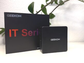 GEEKOM IT15 Mini-PC: Kompakter Desktop-Ersatz auf dem Schreibtisch