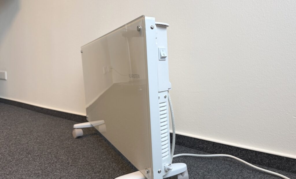 Klarstein Bornholm Smart: Kompakter Aufbau mit leichter Schräglage