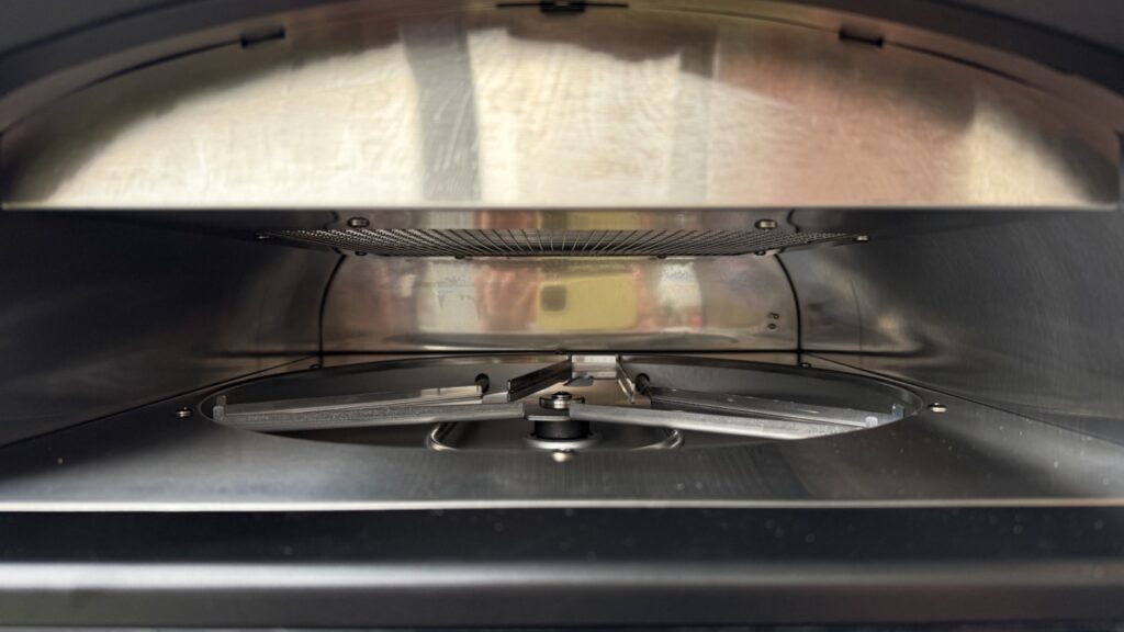 Panetti Pizzetta Primo: Rotationsmechanik des Pizzasteins