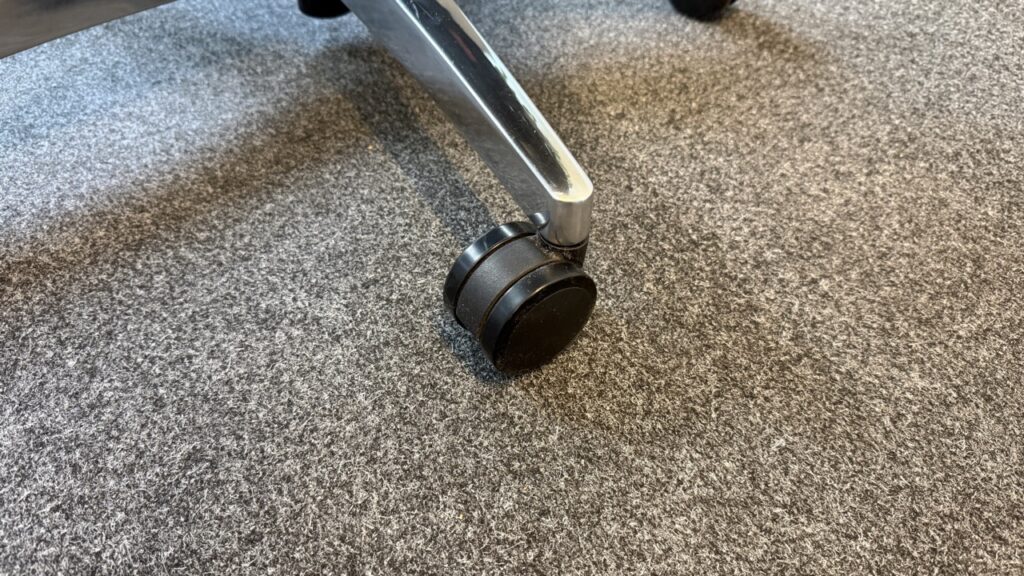 Flexispot ErgoX Pro Chair: Rollen im Detail